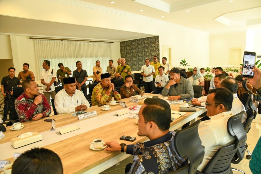 Wabup Bengkalis Paparkan Inovasi Pelayanan Kepemudaan di Hadapan Menpora