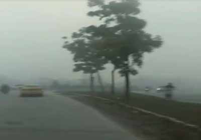 Ganggu Jarak Pandang, Asap Tebal Selimuti Kawasan Jalan Air Hitam