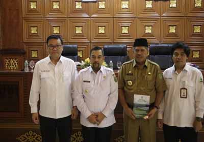 BRG Tunjuk Siak sebagai Pilot Uji Penanaman Komoditi Ramah Gambut