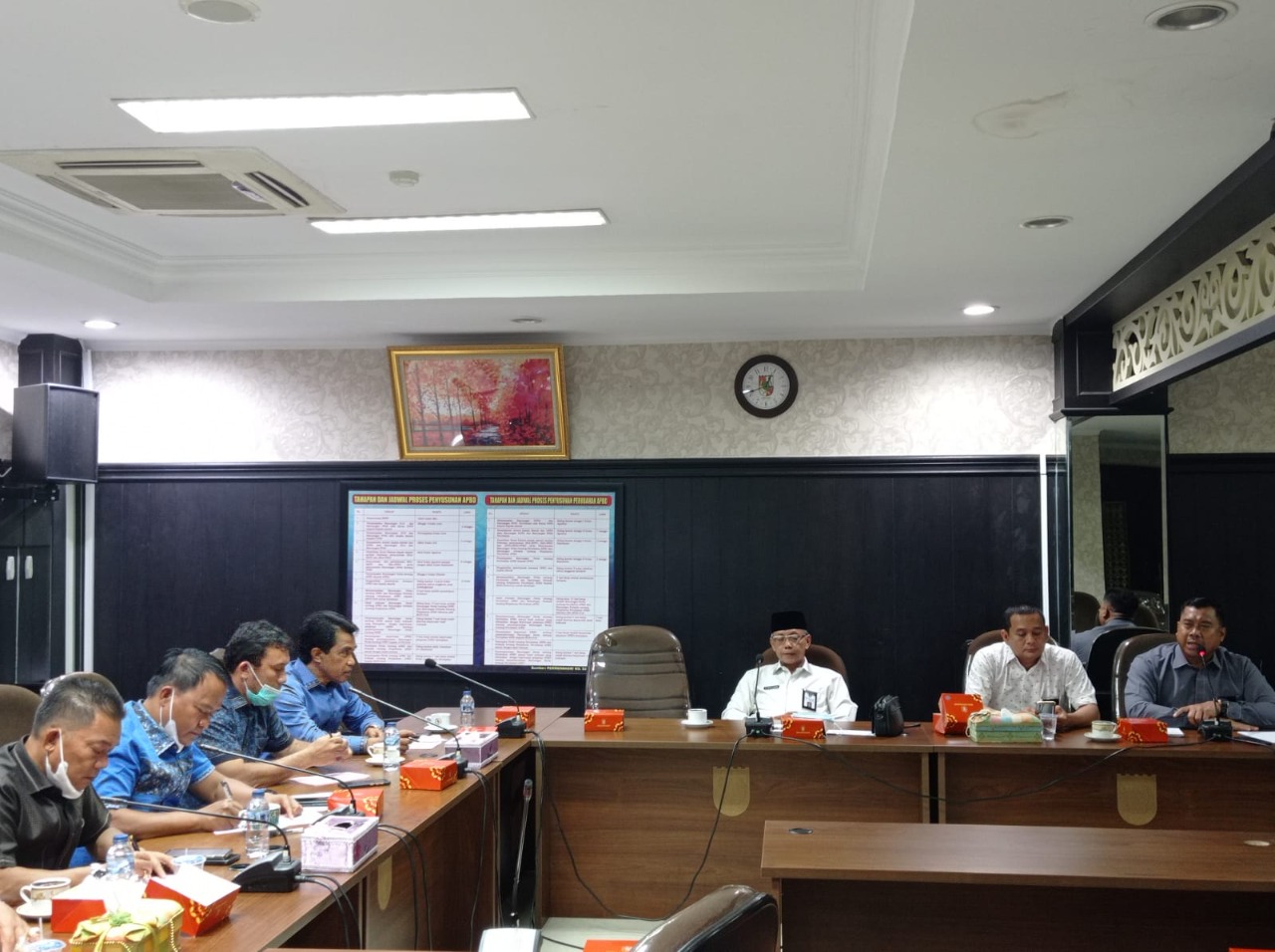 Bahas Persiapan PPDB, Â Komisi III DPRD Pekanbaru Rapat dengan Kemenag dan Kepala Sekolah Madrasah