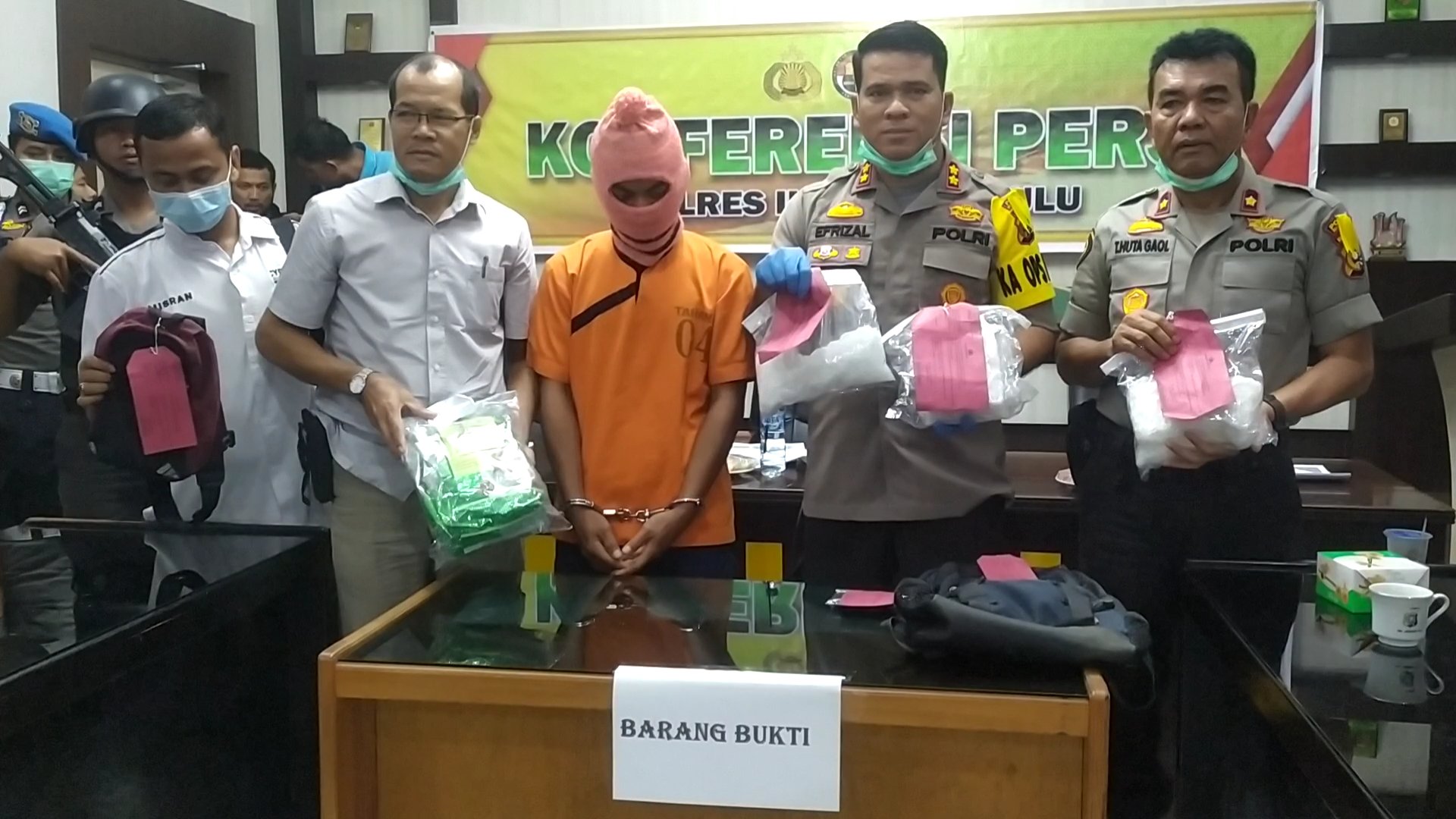 Polres inhu Gagalkan Penyelundupan 2.650 Gram Sabu-Sabu ke Palembang