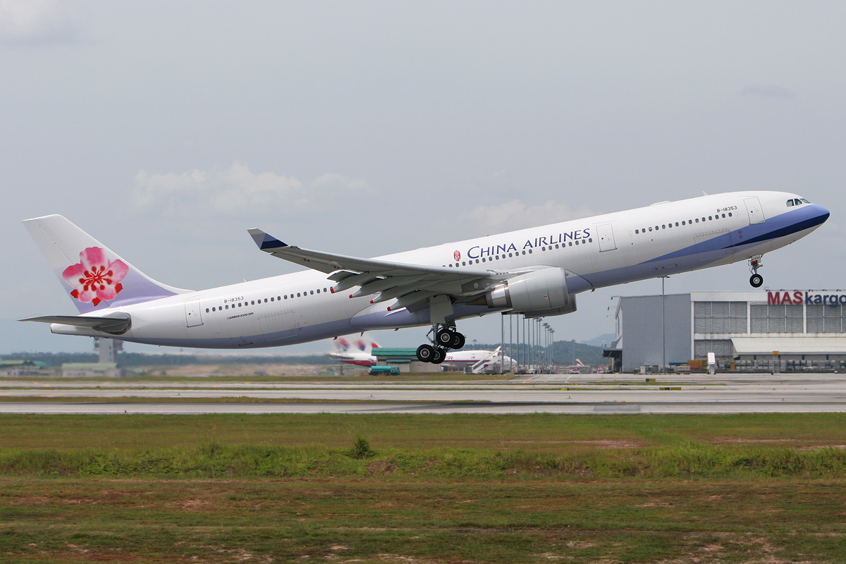 Buka Rute Jakarta-Makasar, China Airlines Diam-diam Sudah Masuk Indonesia?