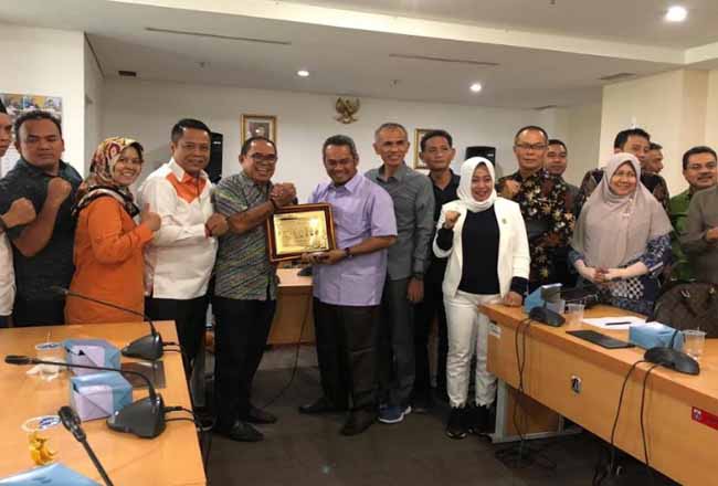 Bahas Ranperda Tatib, Tim Pansus DPRD Pekanbaru Belajar ke Jakarta dan Batam