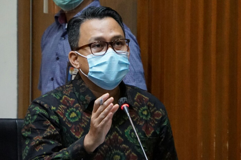 Pj Sekda Kuansing Agus Mandar Jalani Pemeriksaan KPK di Polda Riau