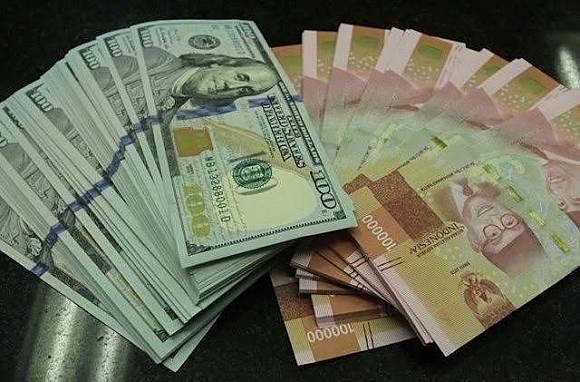 Dolar AS Lengser Lagi ke Bawah Rp 14.000