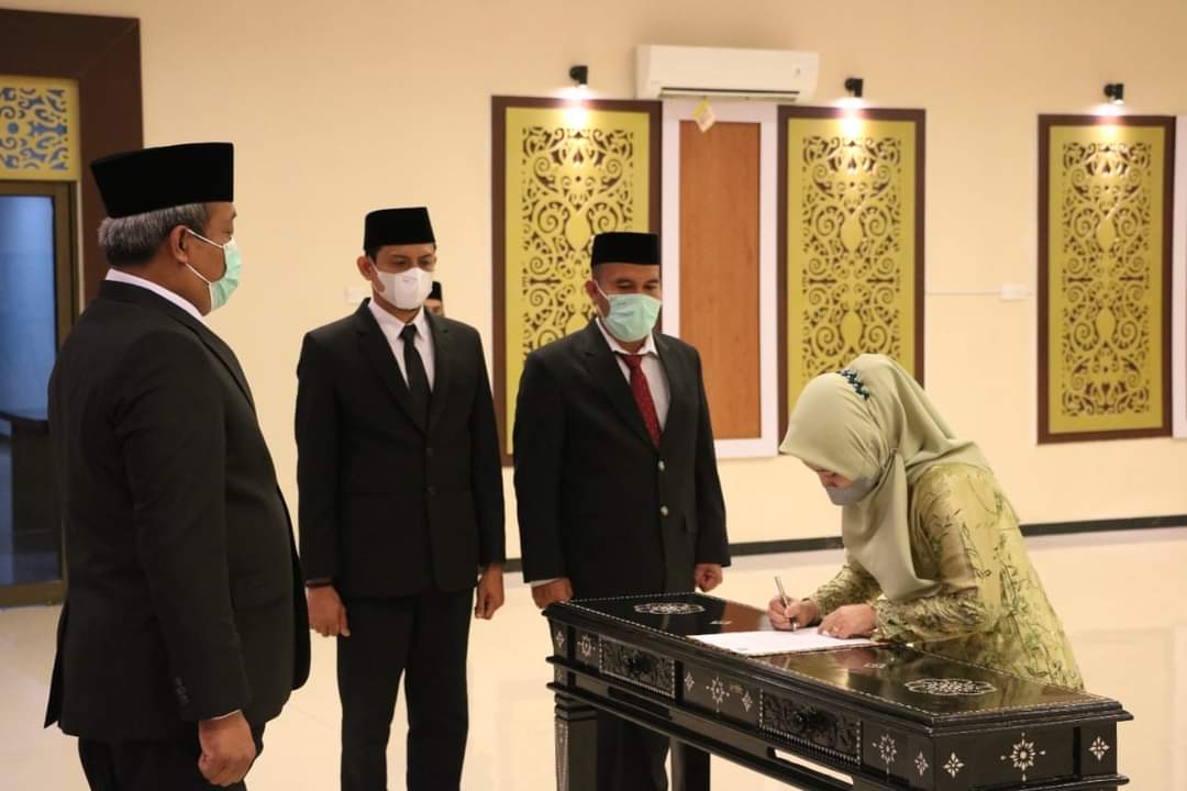 Kanwil Kemenkumham Lantik dan Ambil Sumpah Jabatan Notaris Pengganti