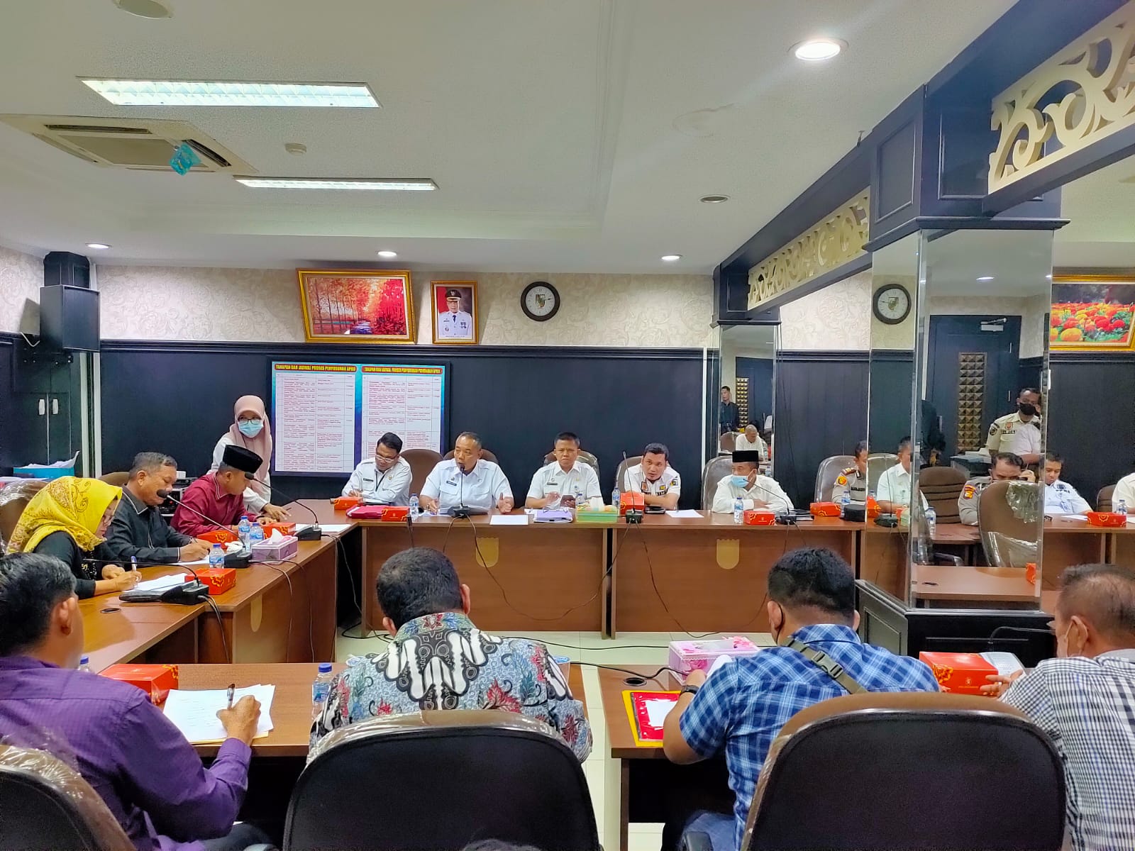Pedagang Kisruh Saat Hearing, Komisi II Rekom Pemko Teken PKS
