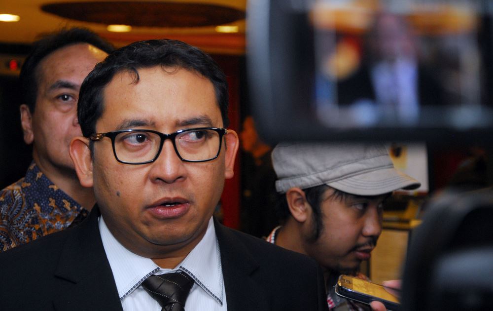Kritik Timses Jokowi, Fadli Zon Memperkosa Khitah Puisi