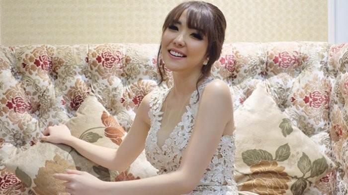 Pasca Cerai, Gisel Akan Jalani Trauma Healing