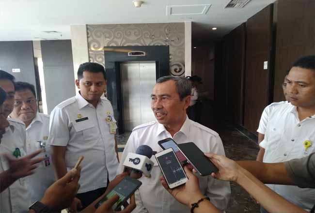 Gubri Pastikan SMA/SMK Gratis Tahun Depan