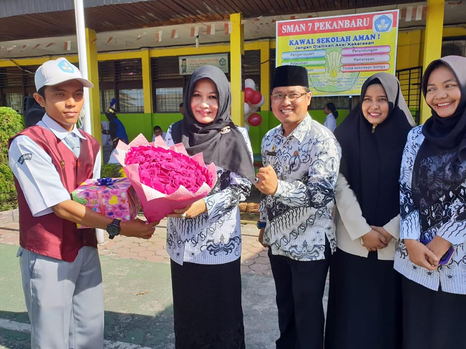 Hari Guru Nasional Jangan Sebatas Seremonial