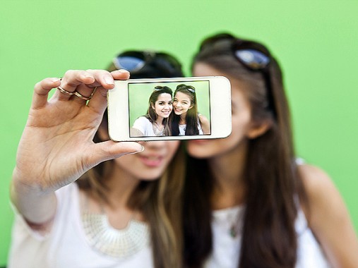 Karena Selfie, Wanita Tewas Mengenaskan Jatuh dari Lantai 27