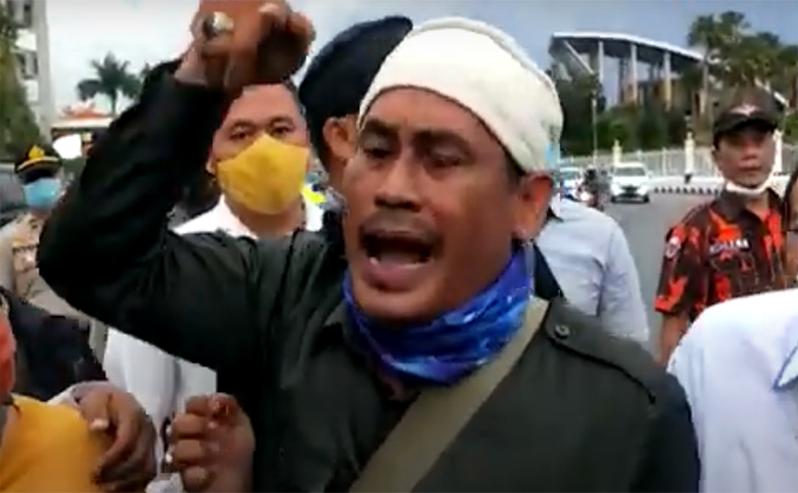 Mantan Ketua FPI Pekanbaru Dituntut 1 Tahun Penjara