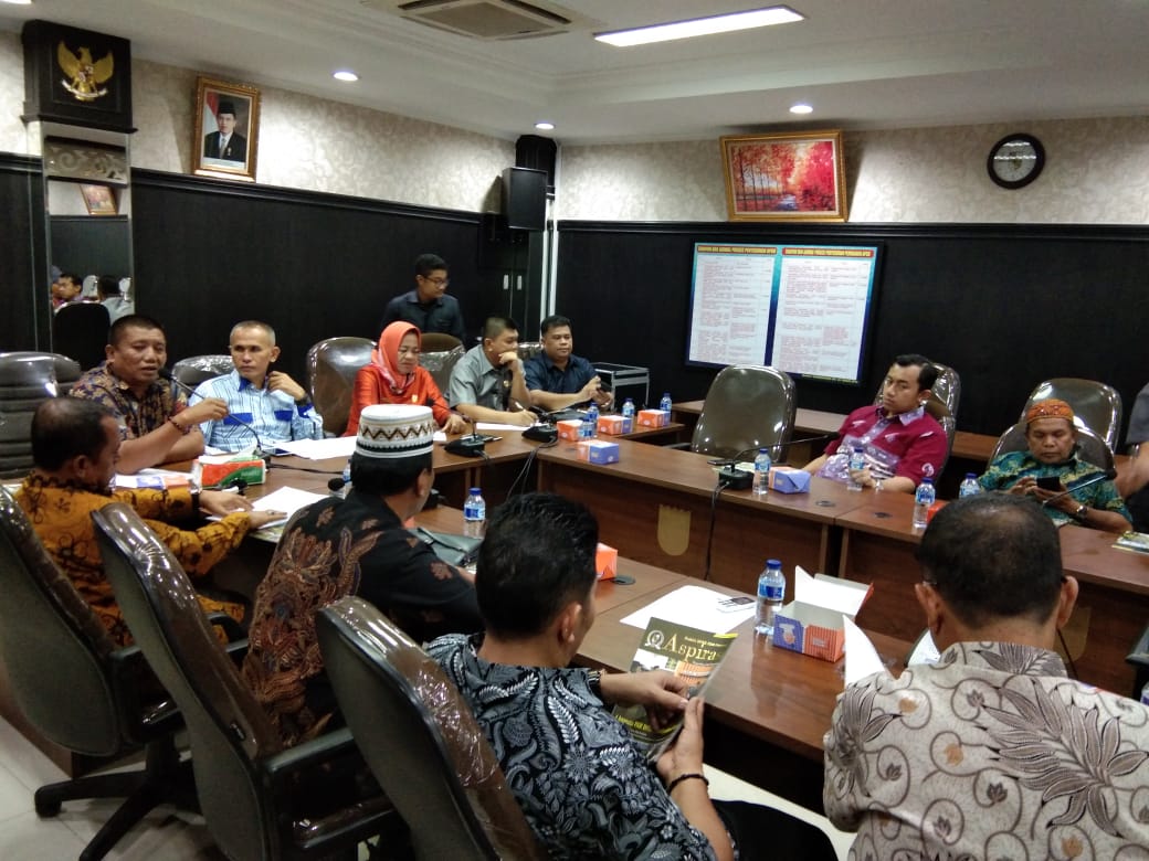 Anggota Komisi II Dan III DPRD Sijunjung Belajar Ke DPRD Pekanbaru
