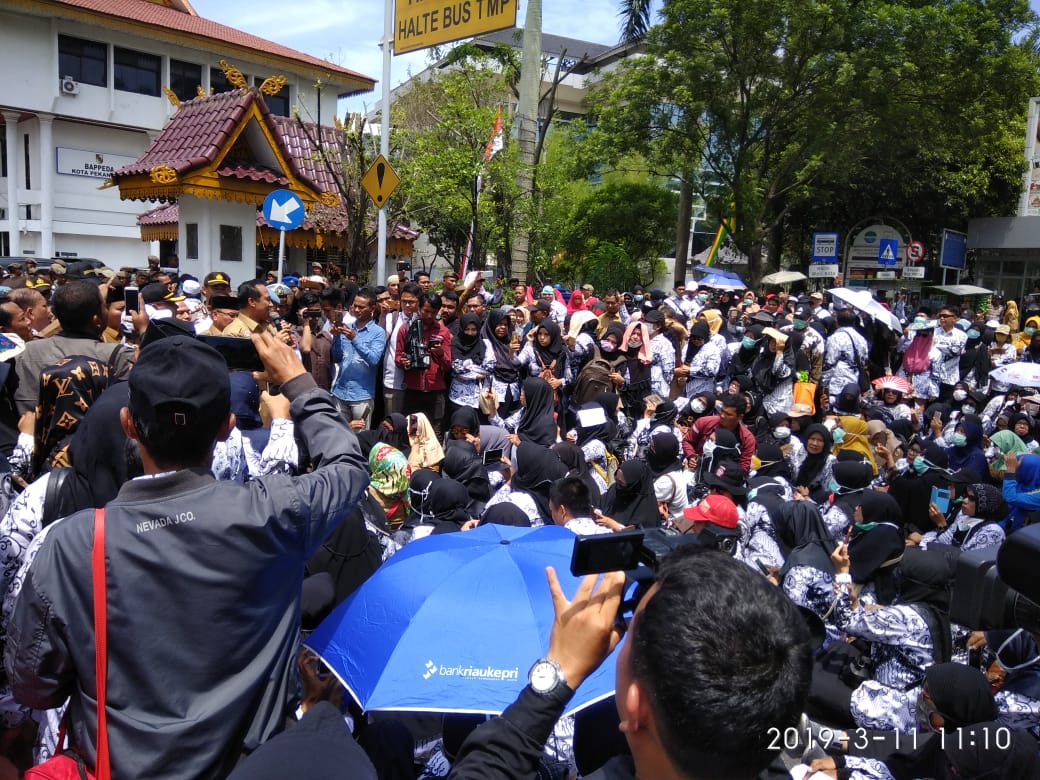 Zulfan Sarankan Pemko Pekanbaru Revisi Perwako Penuhi Tuntutan Guru