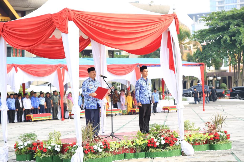 H Syamsuar Pimpin Upacara Hari Lahir Pancasila di Kantor Gubernur Riau