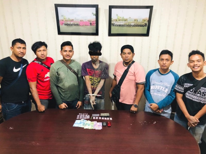 Sempat Melarikan Diri, Pelaku Narkotika Tak Berkutik Saat Diciduk Polisi Rohil