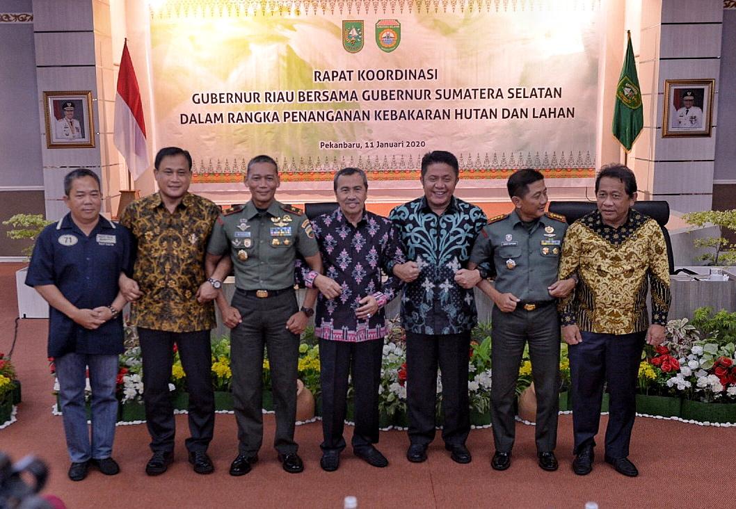 Riau dan Sumsel Sepakat Bersama Atasi Karhutla