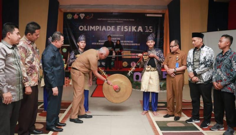 Olimpiade Fisika se-Sumatera, Kadisdik Sebut Bisa Tolak Ukur dan Evaluasi Pendidikan Riau