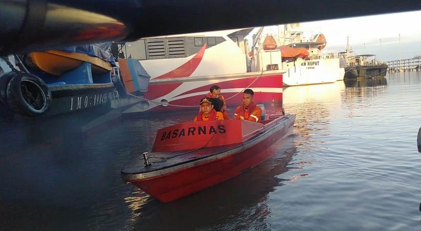 Tim SAR Basarnas Masih Cari ABK Tongkang Master Piece Tenggelam di Dumai