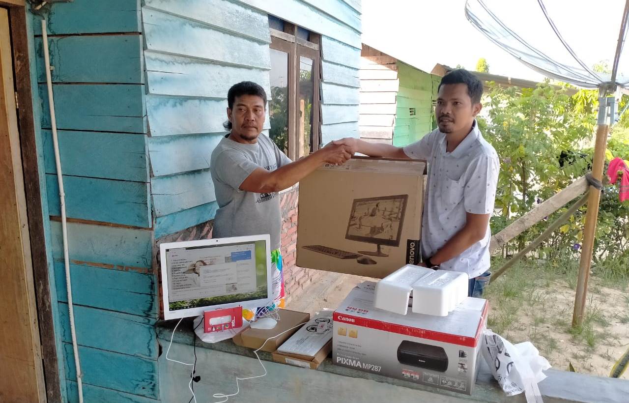 PT.Musim Mas Berikan Bantuan Kepada PJI Pelalawan Berupa Alat Kantor