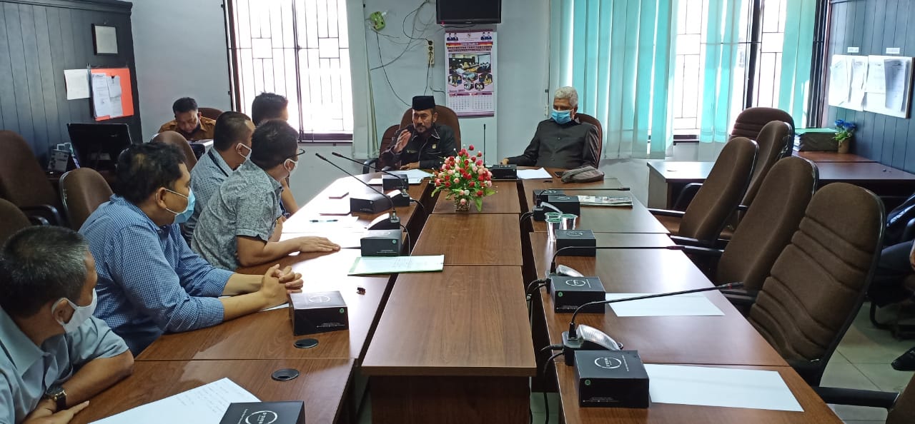 Hearing, Komisi II DPRD Pekanbaru Sentil Dana CSR BCA FinanceÂ 