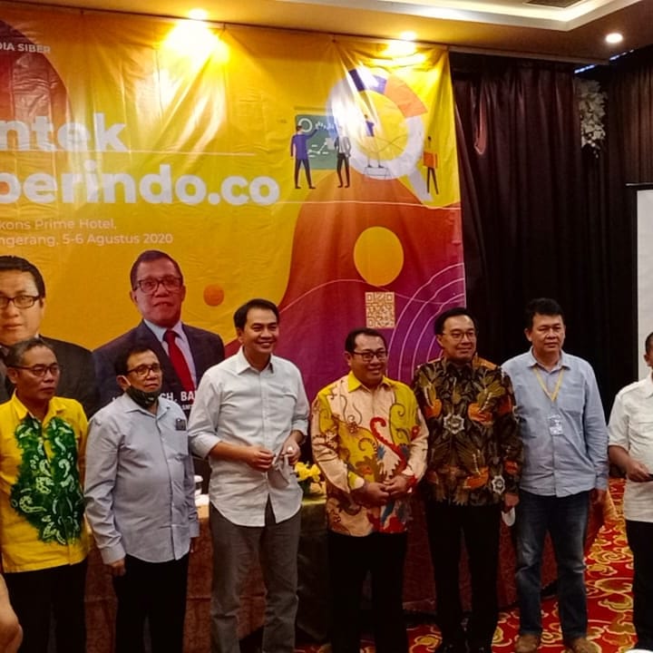 Wakil Ketua DPR RI Azis Syamsuddin Dorong SMSI Mencerdaskan Bangsa