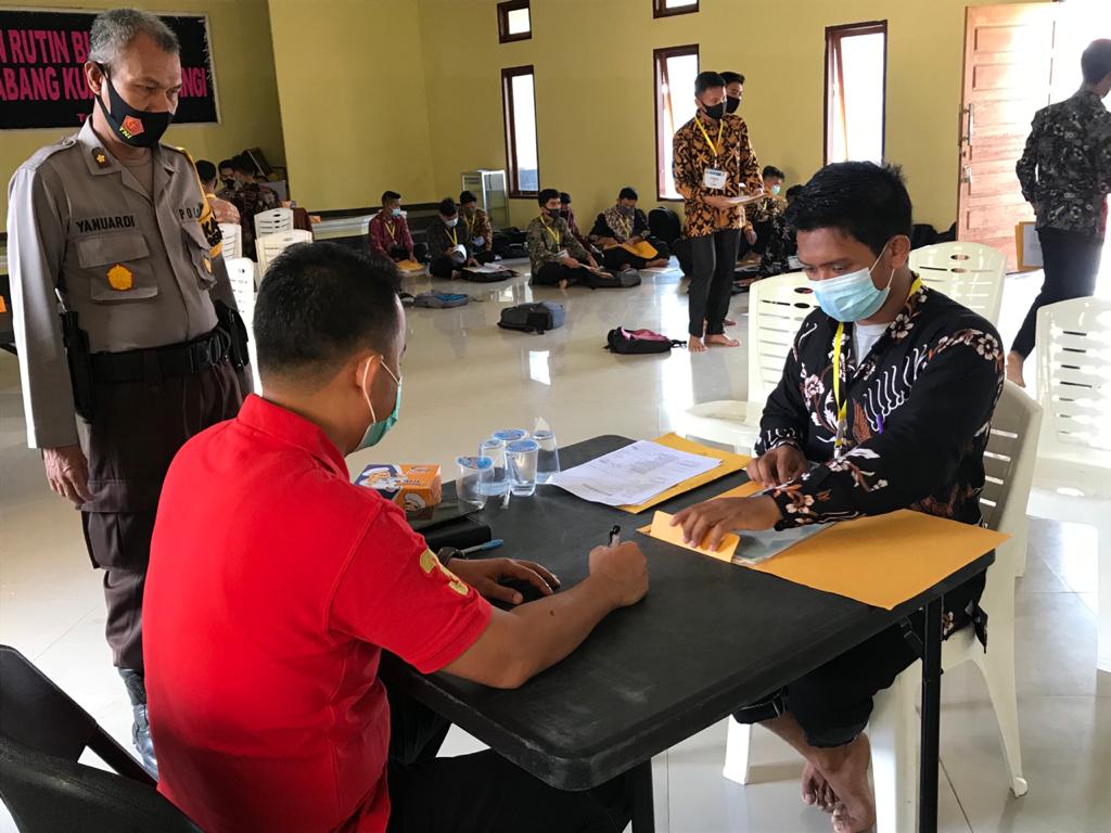  209 Calon Bintara Polri Kuansing Ikuti Pemeriksaan ADM