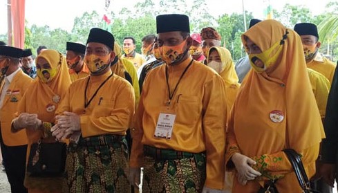 Bapaslon Bupati- Wabup Pelalawan Adi sukemi- M. Rais Daftar ke KPU
