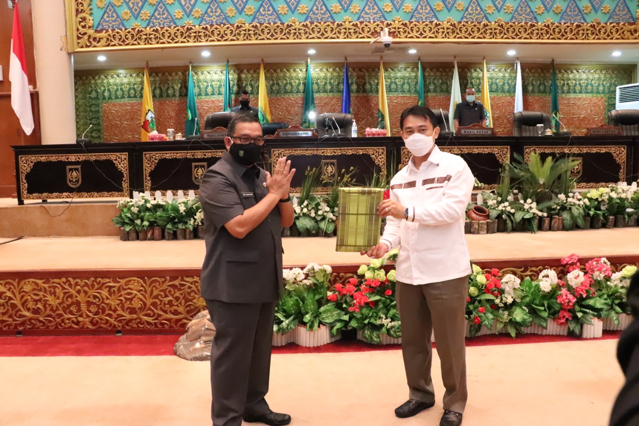 Paripurna 3 Raperda, 2 Usulan Pemerintah, 1 Raperda Prakarsa Komisi III DPRD Riau