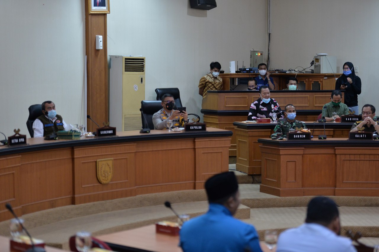 Bujukan Yan Prana Gagal, Cuma Dua Mahasiswa Mau Temui Gubri, Lainnya Tolak Negosiasi