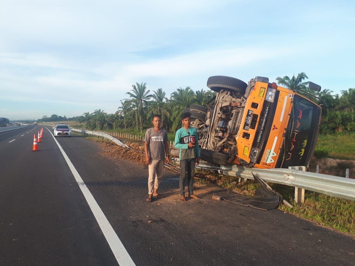 Dalam Seminggu Dua Kecelakaan Terjadi di Tol Pekanbaru-Dumai