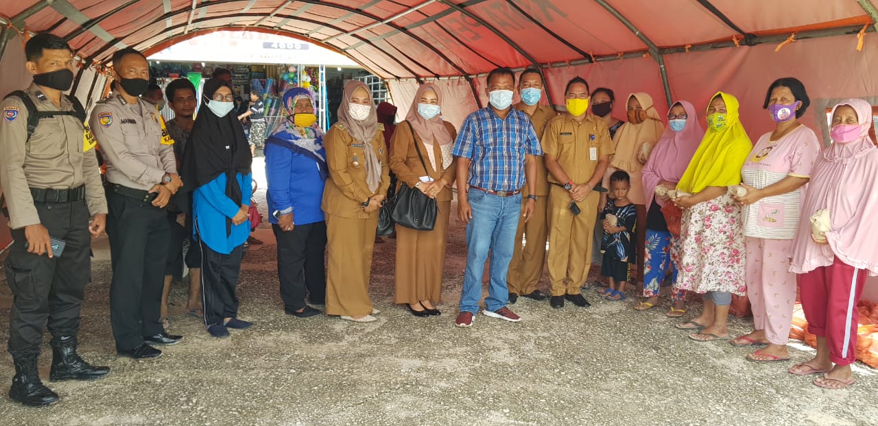 Serahkan Bantuan bagi Korban Banjir Limbungan, Aidil Amri Ajak Warga Gotong Royong