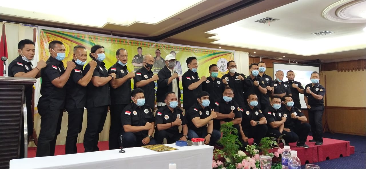 Pengurus PBFI Pekanbaru Dikukuhkan, Ini Harapan Ketua KONI