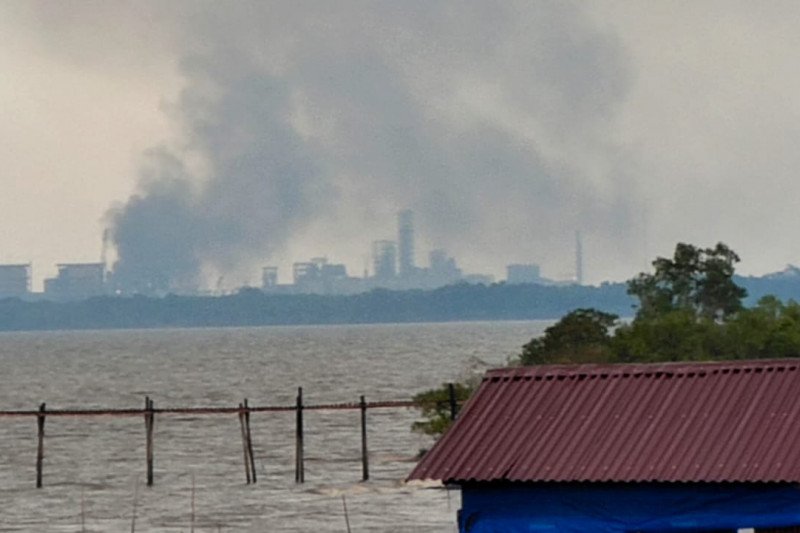 Buang Asap Hitam, Pemkot Dumai tegur PT KID dan PT Meridan  