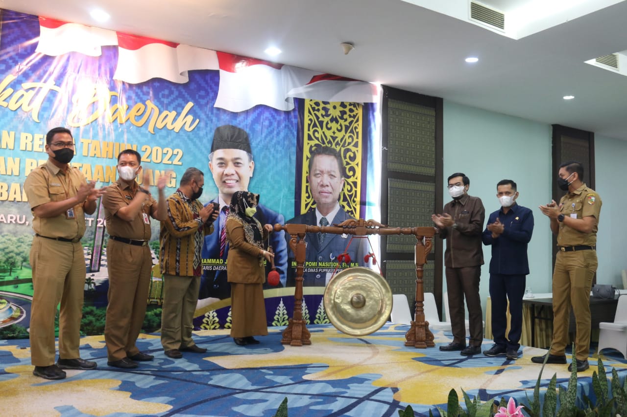 Tingkatkan Pembangunan, Ginda Minta Dinas PUPR Berinovasi