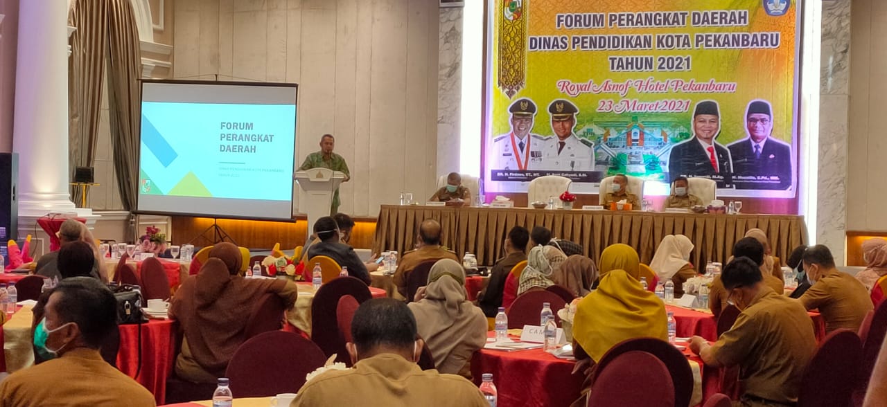 Umumkan Pembangunan 2 SMP Negeri, Hamdani Apresiasi Disdik Pekanbaru