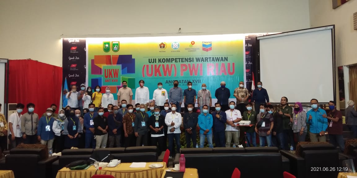 UKW Angkatan XVII PWI Riau Berakhir,  11 Wartawan Belum Kompeten