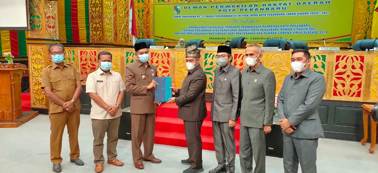 DPRD Pekanbaru Sahkan Revisi Perda Covid-19, Sanksi Menunggu Warga yang Abai