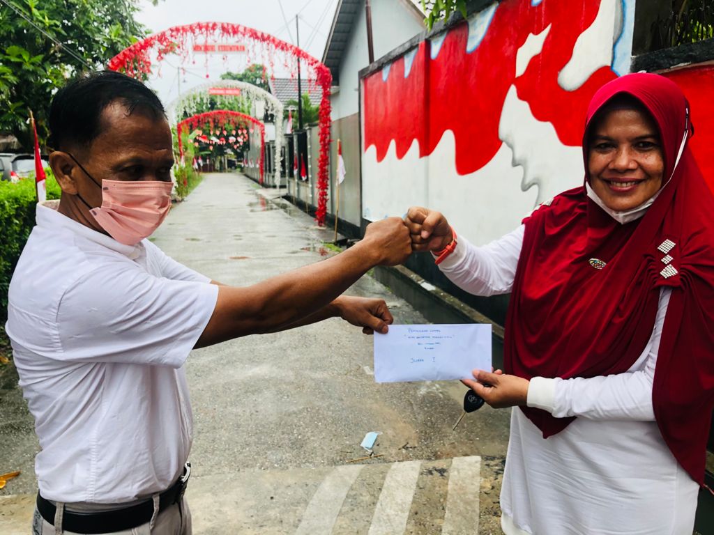 Meriahkan  HUT RI ke 76, Lurah Umban Sari adakan Lomba Kampung Merah Putih