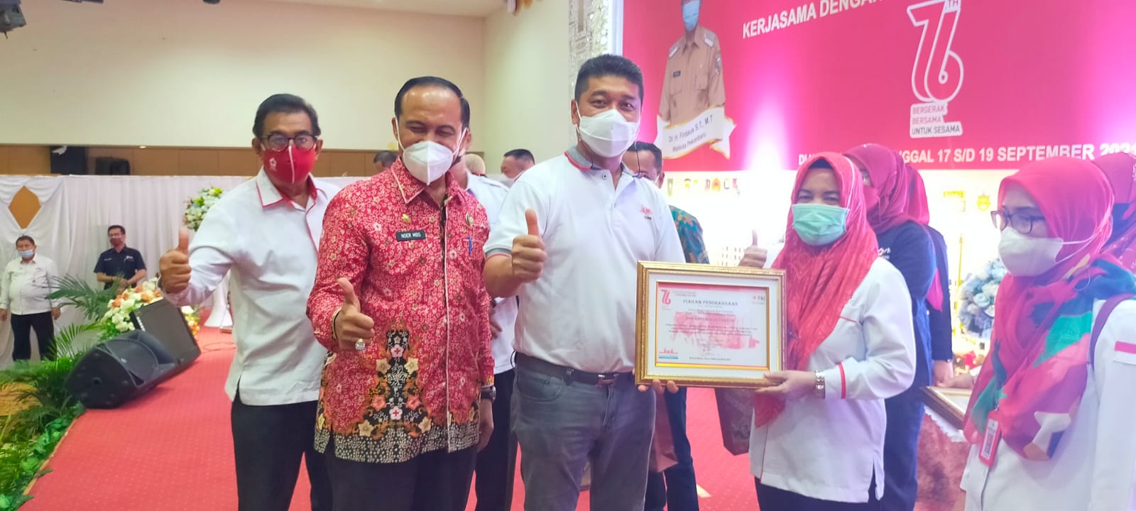 Hebat! PMI Kecamatan Tampan Terima Penghargaan Pendonor Terbanyak se Pekanbaru