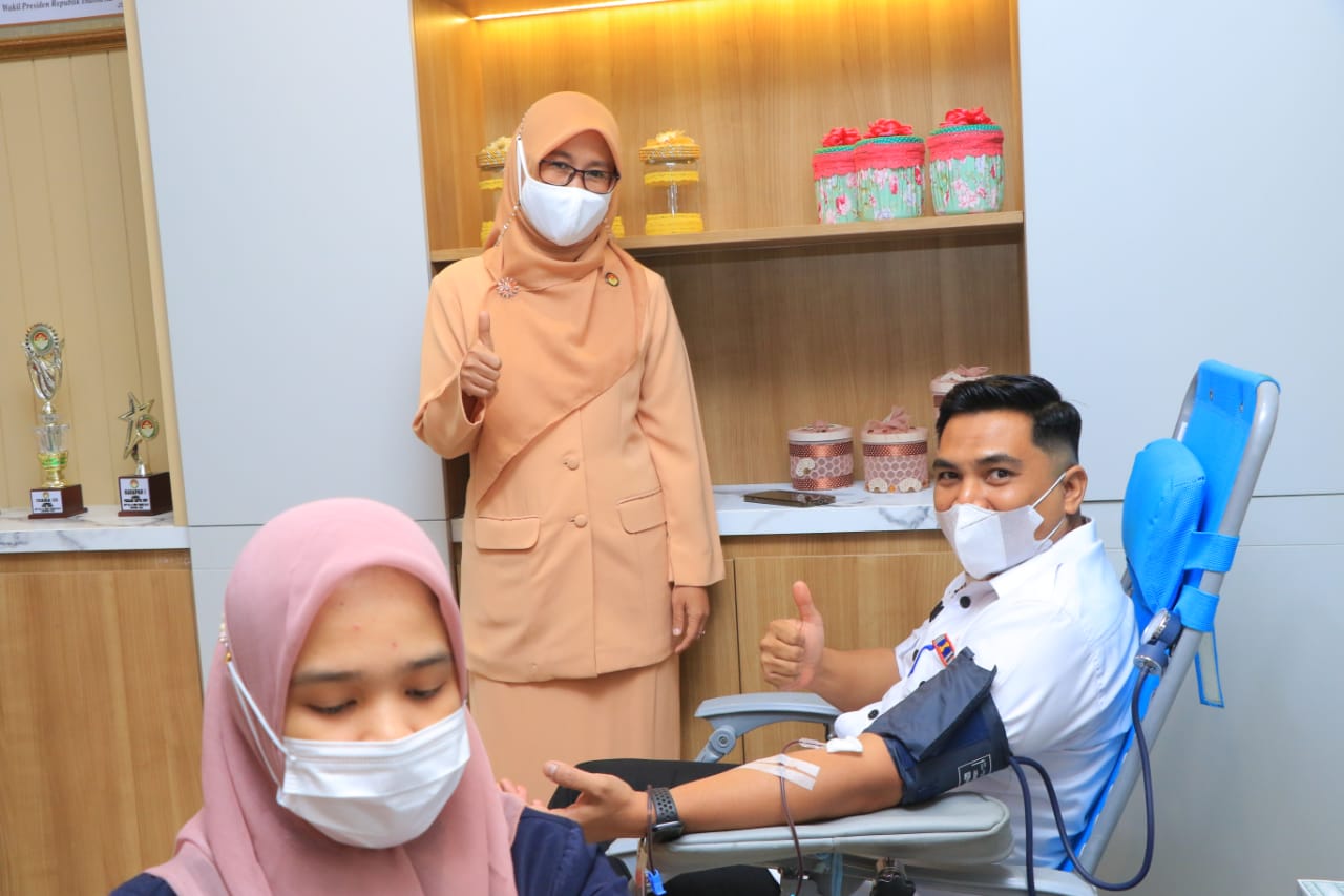 Peringati Hari Ulang Tahun, DWP dan PMI  Pekanbaru Gelar Bakti Sosial Donor Darah