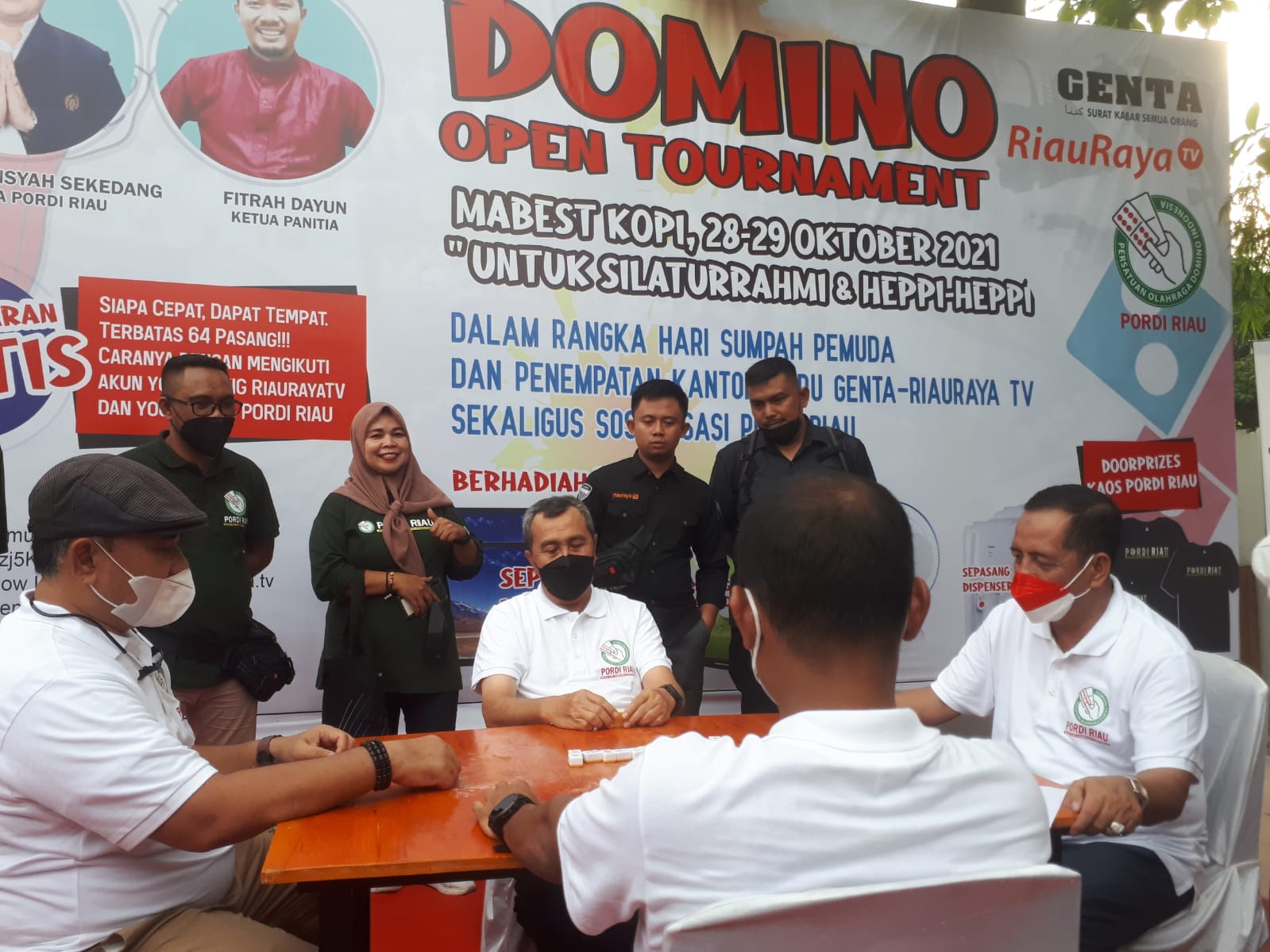 Gubri Buka Open Tournament Domino, Berharap PORDI Riau Jadi Cabor Unggulan