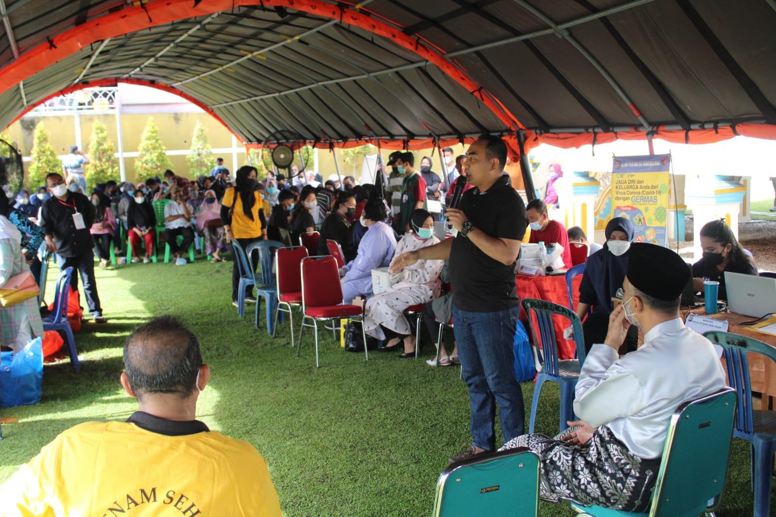 Bersama Polresta Pekanbaru, DPP IPP Gelar Vaksinasi Massal
