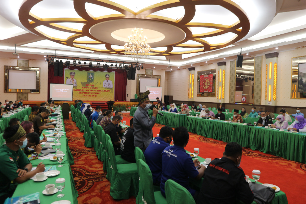 Kesbangpol Riau Gelar Rakor Terpadu Bersama Ormas dan LSM se-Riau