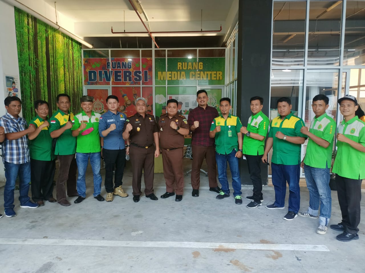 Kejari dan WPN Pekanbaru Temu Ramah Keterbukaan Informasi