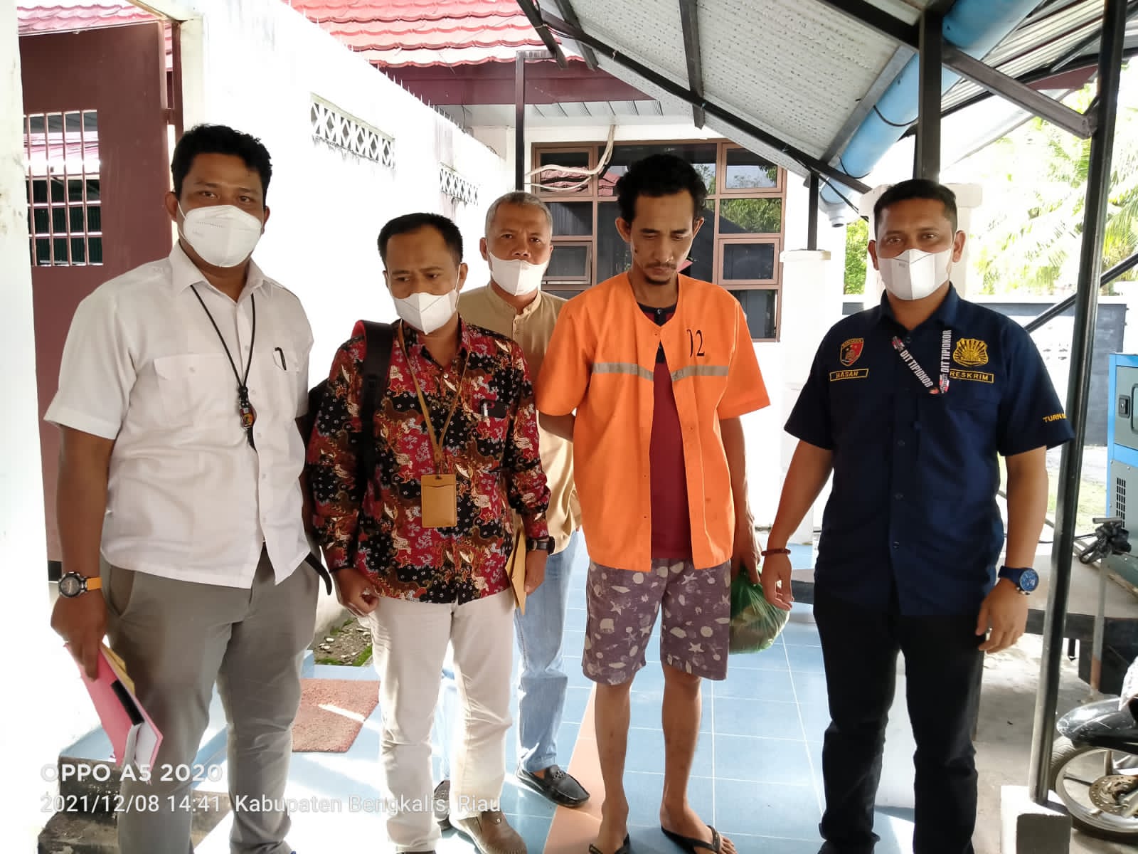 Ketua BUMDes Desa Putri Sembilan Diserahkan ke Kejari Bengkalis