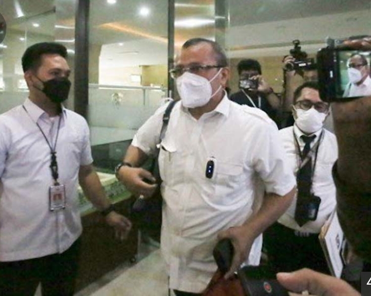 Usai Diperiksa, Ferdinand Hutahaean Ditahan di Mabes Polri