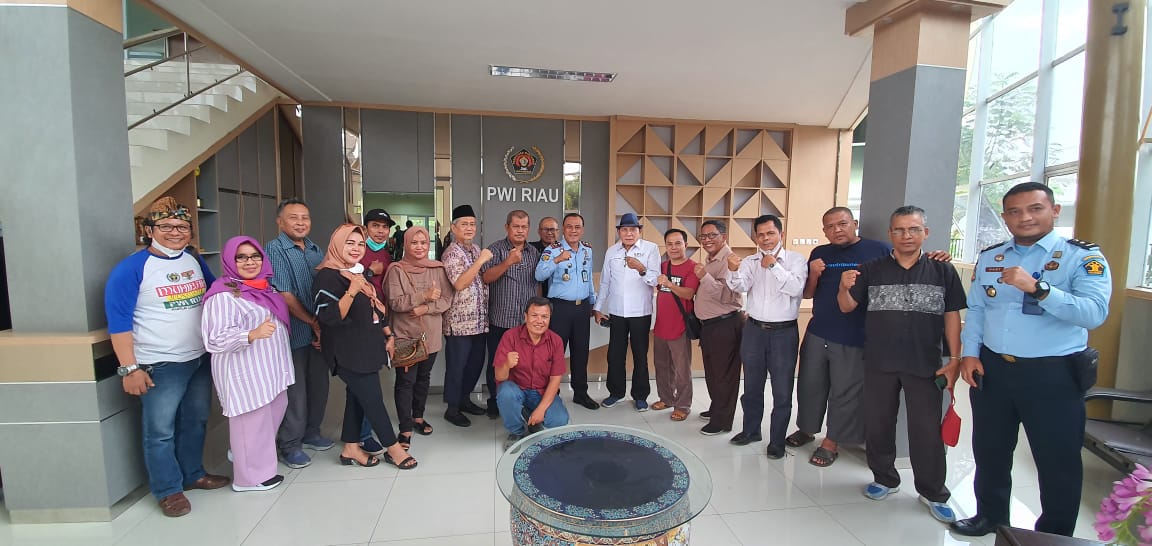 Kalapas Pekanbaru Kunjungan Silaturahmi ke PWI Riau