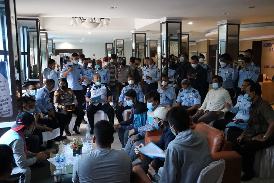 Kakanwil Kemenkumham Riau Tampung  Keluh Kesah Pengungsi Afganistan
